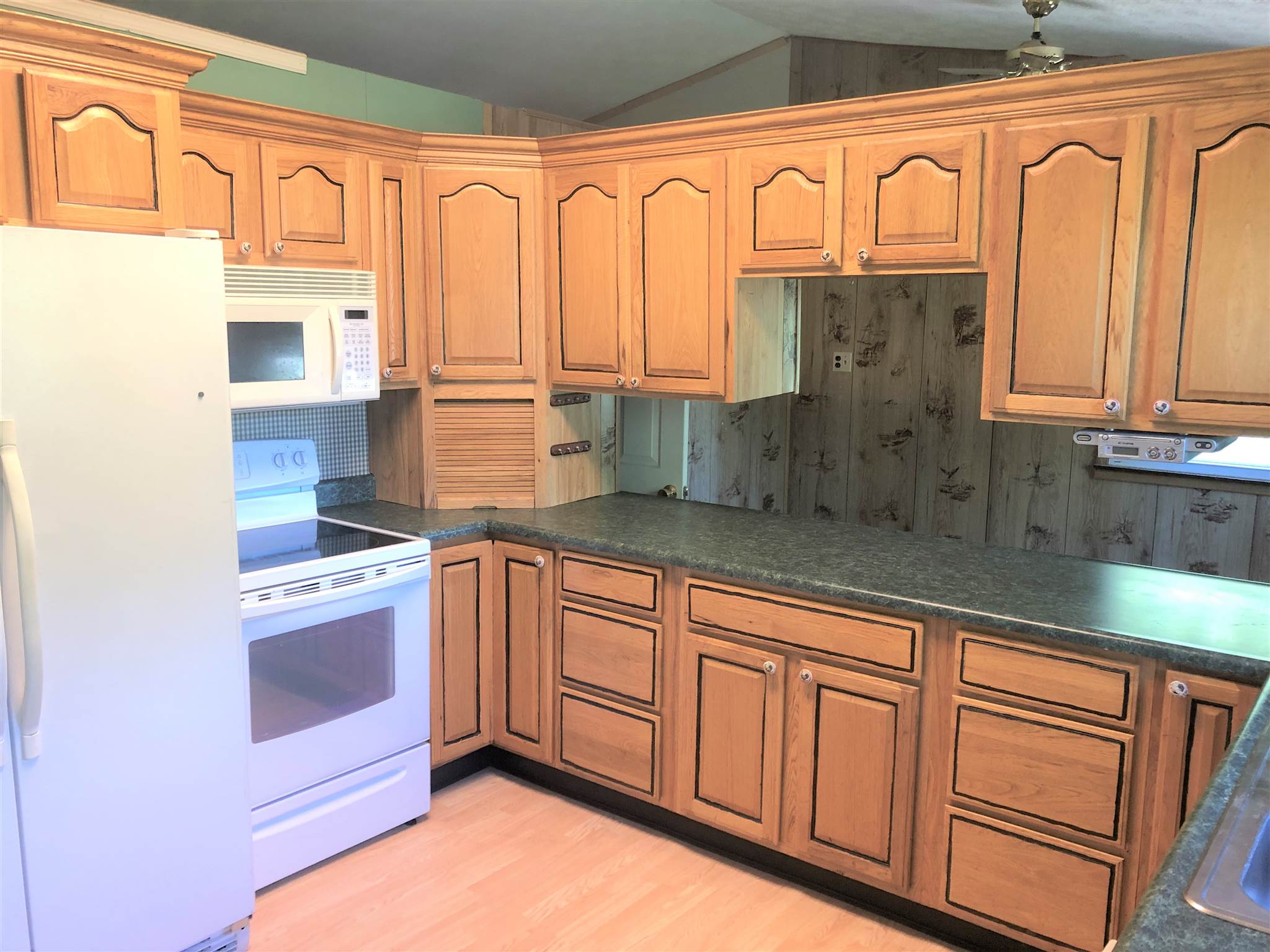 236 Guthrie Road Bedford, IN 47421 - Photo 11 of 31 Gallery Image 11
