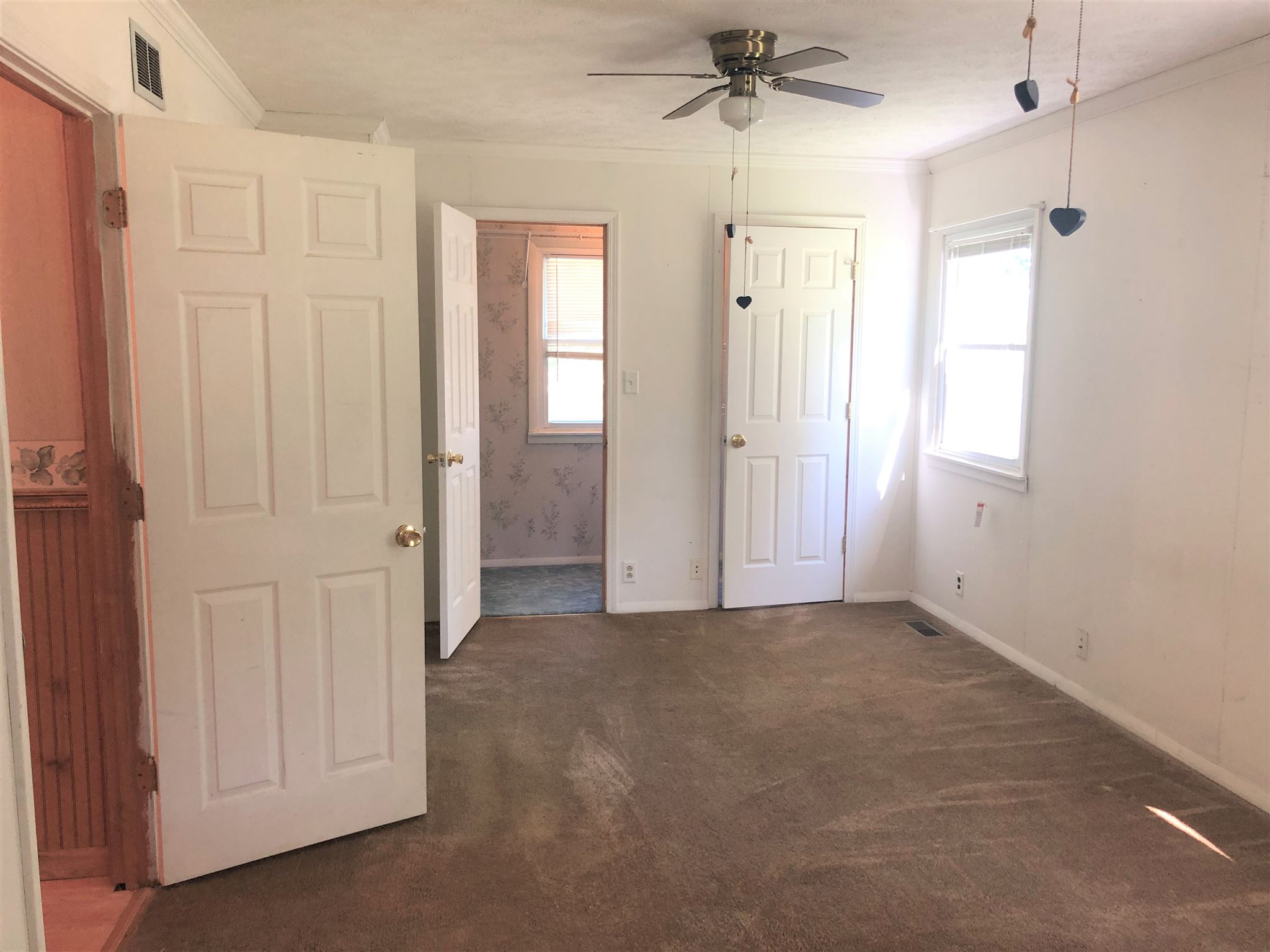 236 Guthrie Road Bedford, IN 47421 - Photo 16 of 31 Gallery Image 16