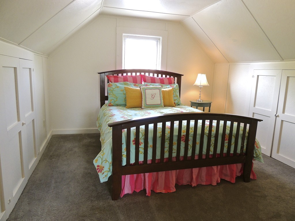 38 Oak Road Norwood, MA 02062 - Photo 13 of 17 Gallery Image 13