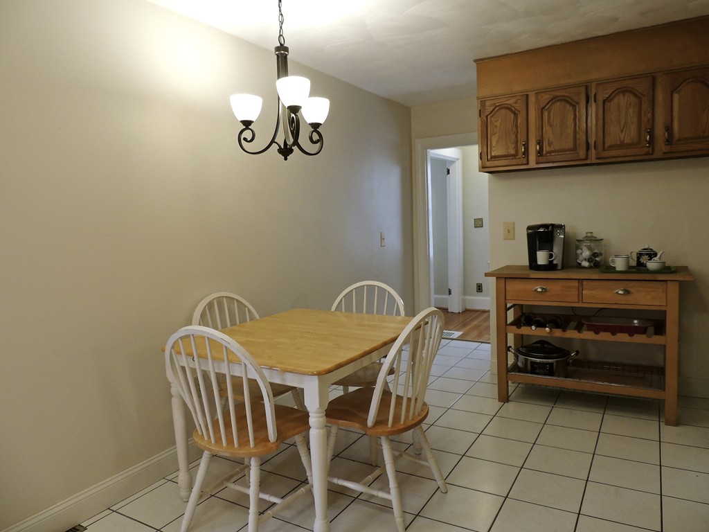 38 Oak Road Norwood, MA 02062 - Photo 8 of 17 Gallery Image 8