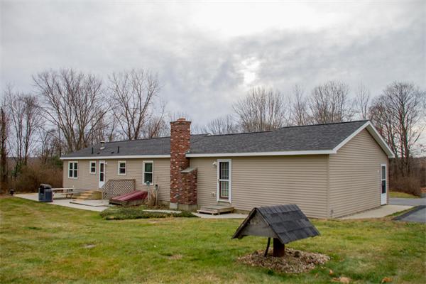 171 Pierce Road West Brookfield, MA 01585 - Photo 3 of 17