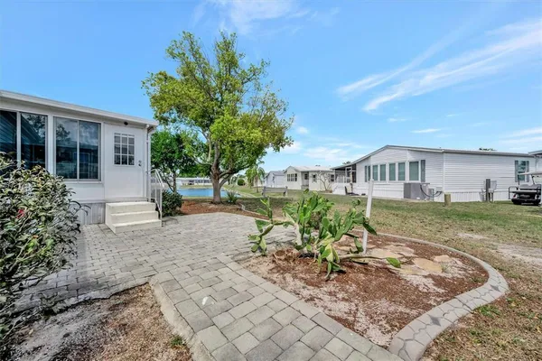 $199,900 | 211 Port Royal Lane, Unit 523, Apollo Beach, FL 33572