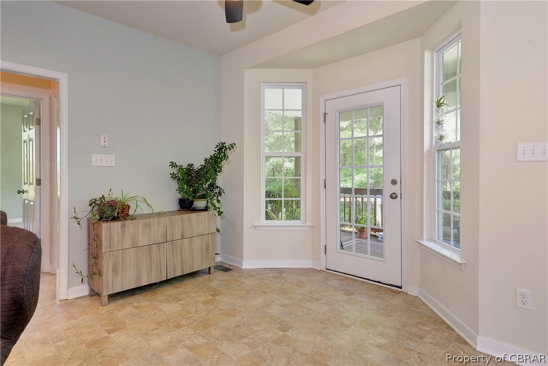 10147 Line Fence Road Hayes, VA 23072 - Photo 19 of 50 Gallery Image 19
