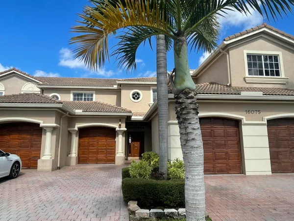 $3,900 | 16075 Sims Road, Unit 203, Delray Beach, FL 33484