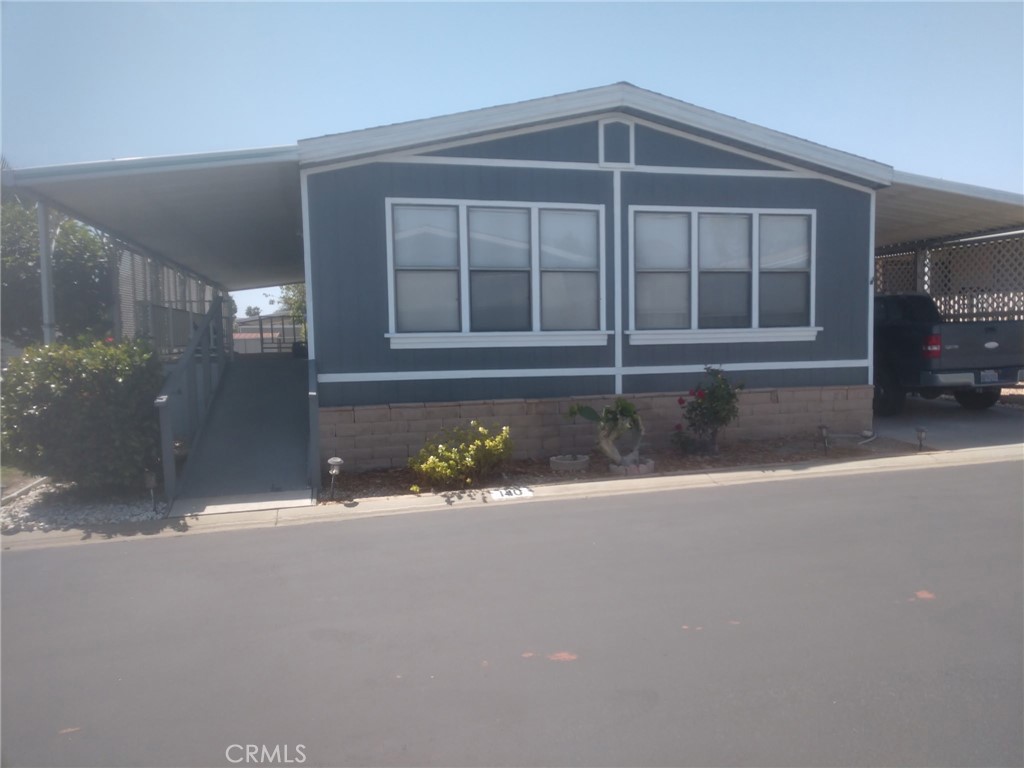 2598-unit 140 Ayala Rialto, CA 92377 - Photo 1 of 5 Front of home