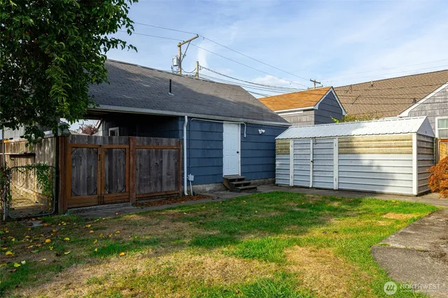 $399,000 | 130 Southwest 2nd Street, Chehalis, WA 98532