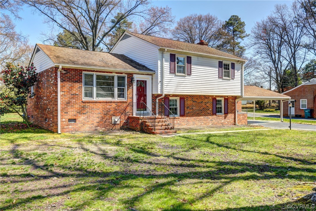8207 Colebrook Road Richmond, VA 23227 - Photo 35 of 35 a view of a house with a big yard