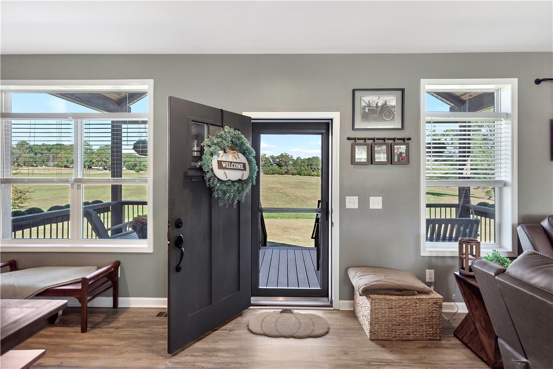 924 Norris Road Anderson, SC 29626 - Photo 9 of 49 Gallery Image 9
