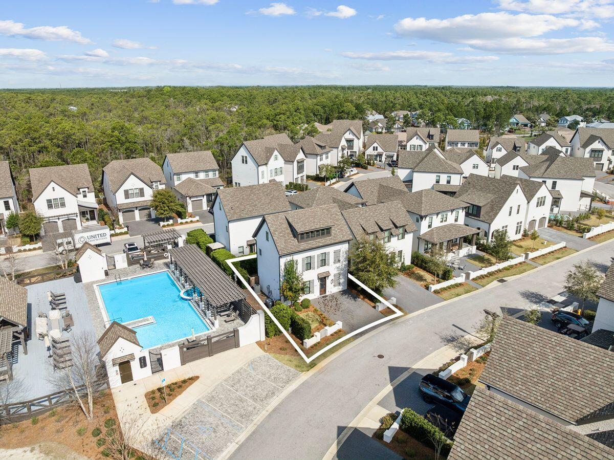 414 Ridgewalk Circle Santa Rosa Beach, FL 32459 - Photo 41 of 47 an aerial view of a residential houses with outdoor space