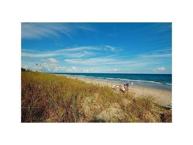 2871 North Ocean Boulevard, Unit V345 Boca Raton, FL 33431 - Photo 3 of 13 Private Beach