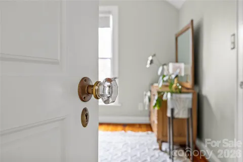 $1,190,000 | 2101 The Plaza, Charlotte, NC 28205