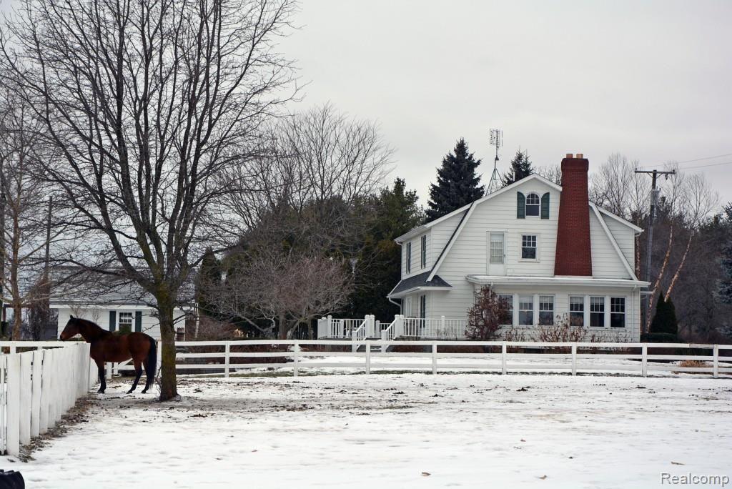 3037 West Newark Road Lapeer, MI 48446 - Photo 13 of 70 3037 Newark Rd (108).jpg