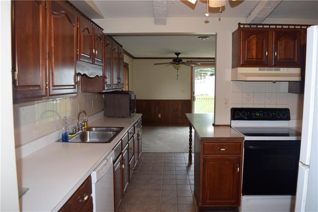 238 Oberlin Drive Butler, PA 16001 - Photo 8 of 19