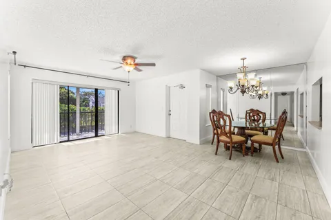 $197,000 | 1117 Green Pine Boulevard, Unit D2, West Palm Beach, FL 33409