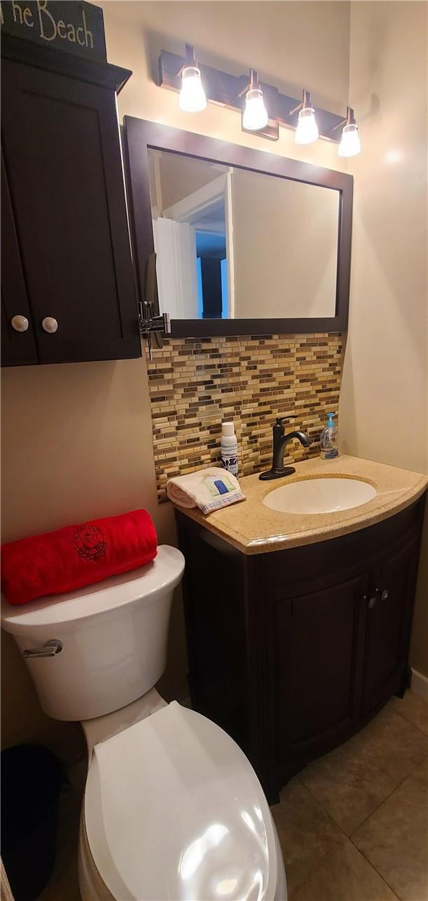 301 East McNab Road, Unit 209 Pompano Beach, FL 33060 - Photo 14 of 16 Updated bathroom