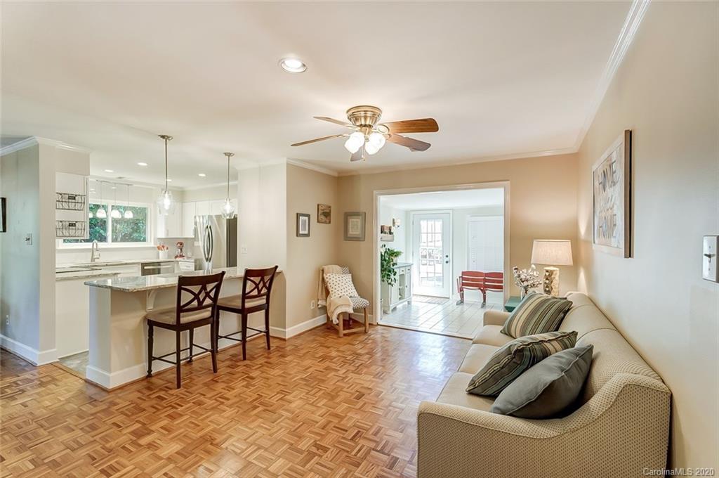 5517 Valley Forge Road Charlotte, NC 28210 - Photo 5 of 41 Gallery Image 5
