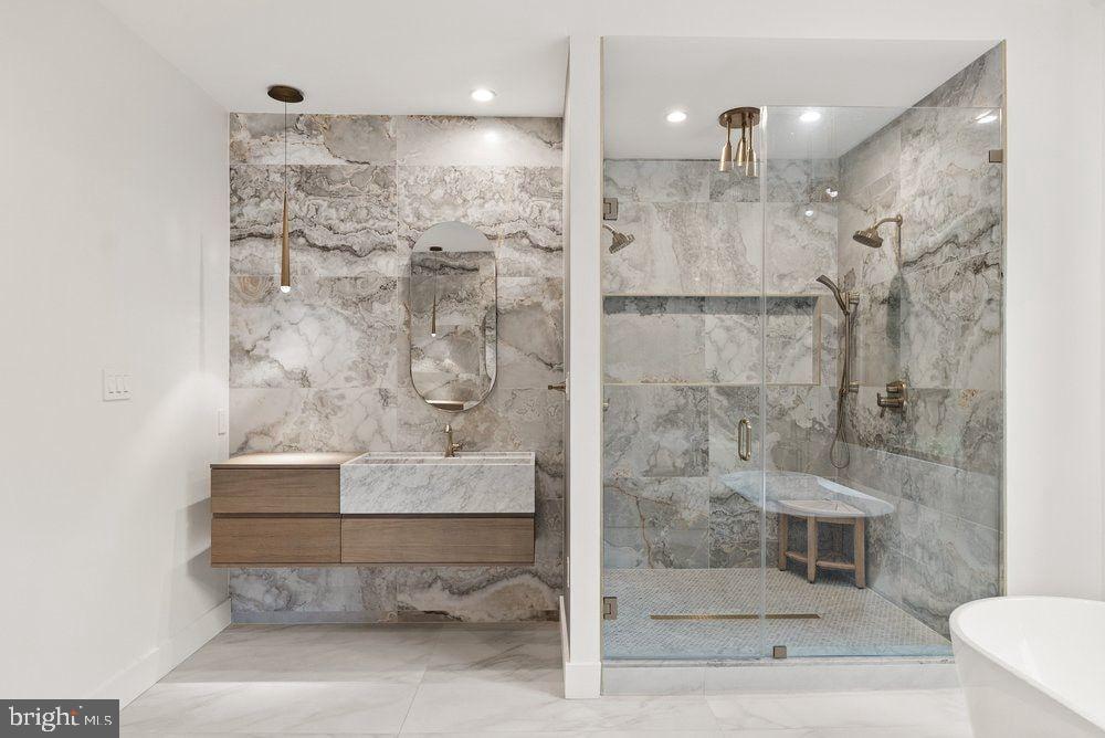 1102 Mill Ridge McLean, VA 22102 - Photo 22 of 48 Main Level Primary Bathroom