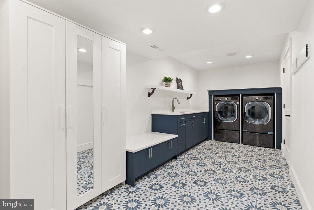 1102 Mill Ridge McLean, VA 22102 - Photo 39 of 48 Laundry