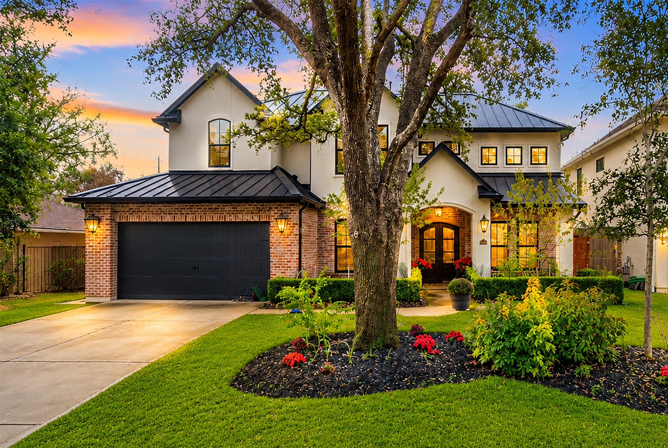 4719 Waring Street Houston, TX 77027 - Photo 1 of 29 Gallery Image 1
