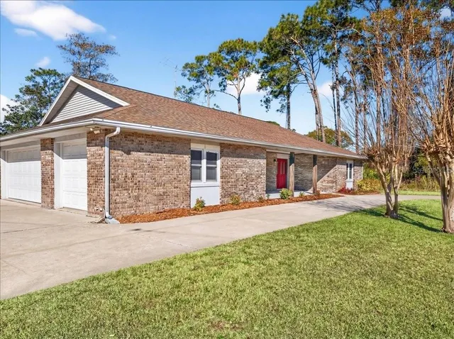 $360,000 | 11 Parkway Palm Coast, Palm Coast, FL 32164