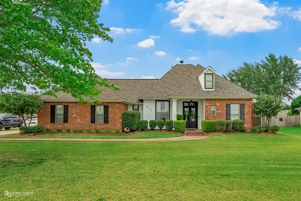 $379,900 | 425 Kingston Road, Benton, LA 71006