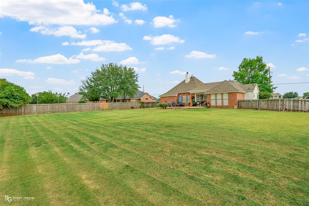 425 Kingston Road Benton, LA 71006 - Photo 33 of 35 a view of house with garden