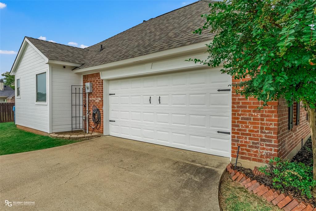 425 Kingston Road Benton, LA 71006 - Photo 35 of 35 a view of backyard of house