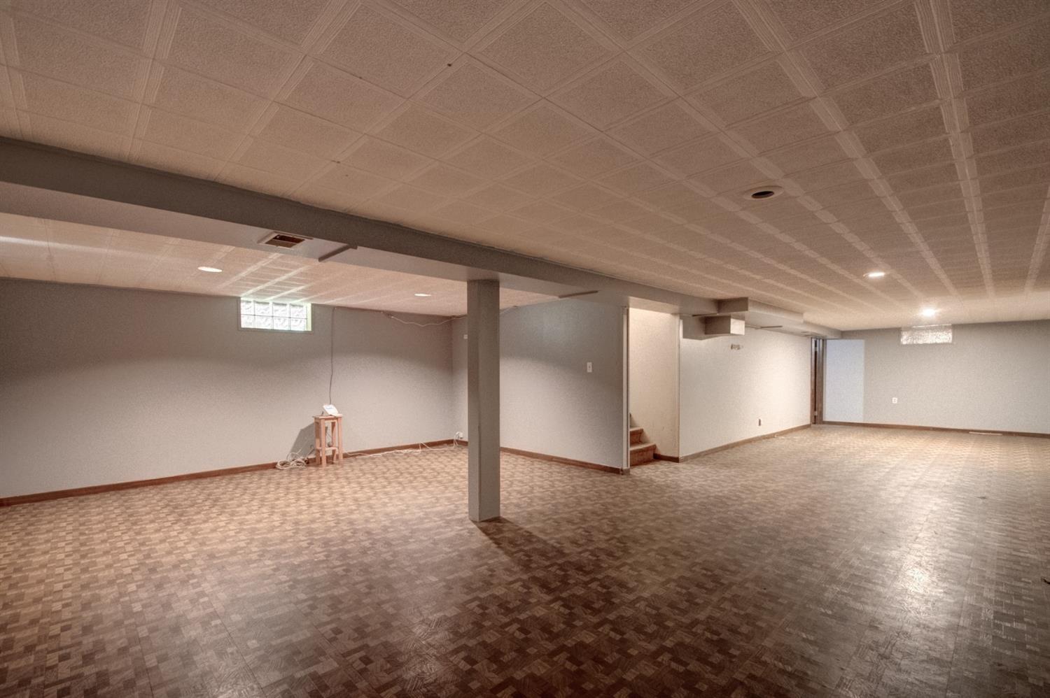 2524 James Drive Dyer, IN 46311 - Photo 19 of 25 1500x998