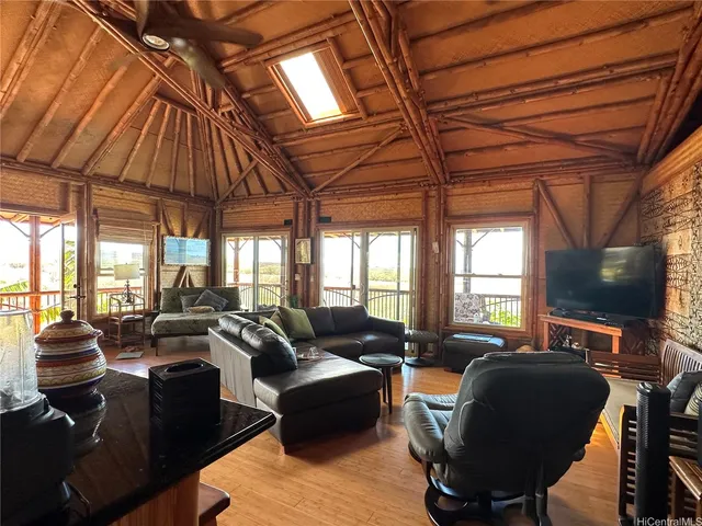 $1,279,000 | 200-206 Awawa Road, Maunaloa, HI 96770