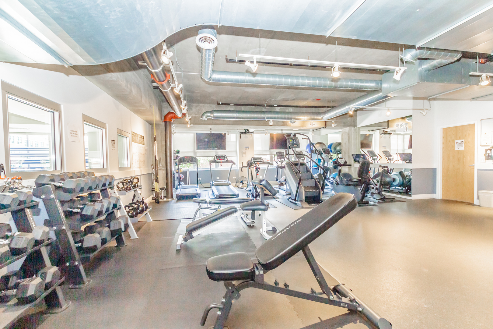 1000 West Adams Street, Unit 609 Chicago, IL 60607 - Photo 25 of 33 Gallery Image 25