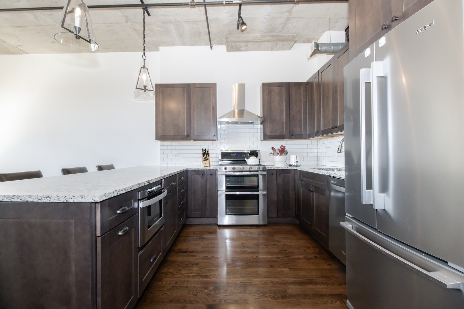 1000 West Adams Street, Unit 609 Chicago, IL 60607 - Photo 5 of 33 Gallery Image 5