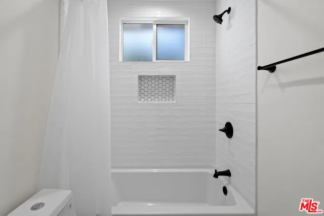 $4,000 | 1406 17th Street, Manhattan Beach, CA 90266