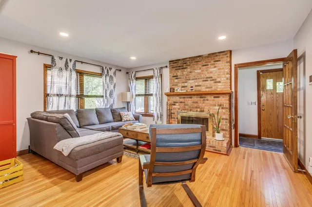 $380,000 | 3807 Hubbard Avenue North, Robbinsdale, MN 55422