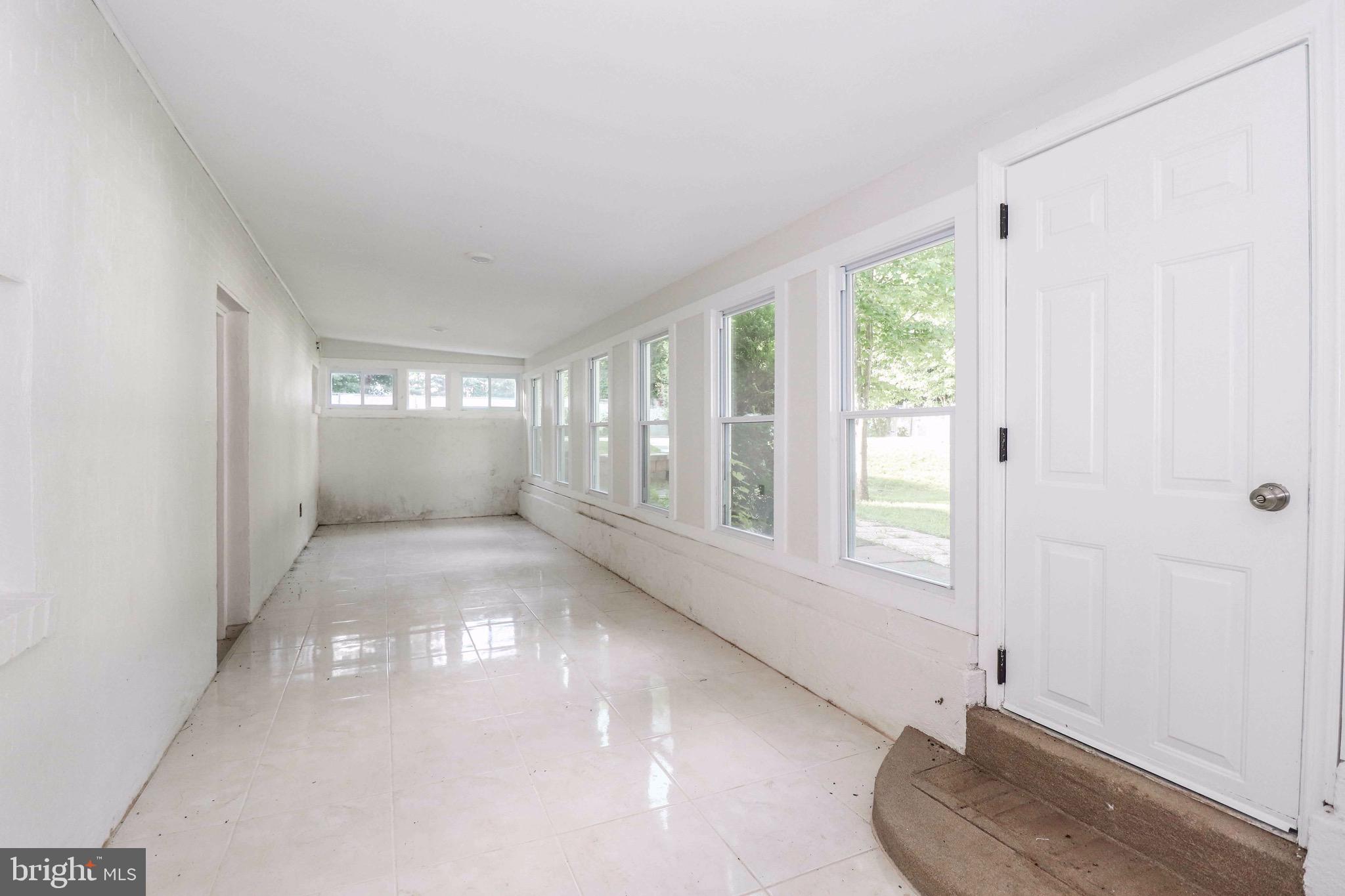 2248 Pennington Road Ewing, NJ 08638 - Photo 42 of 45 Sunroom