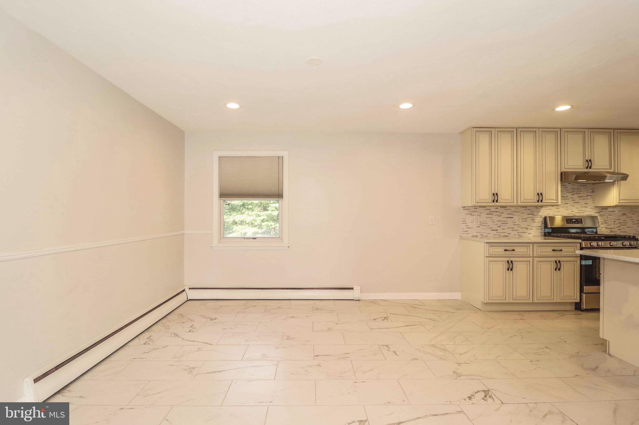 2248 Pennington Road Ewing, NJ 08638 - Photo 9 of 45 Dining Area