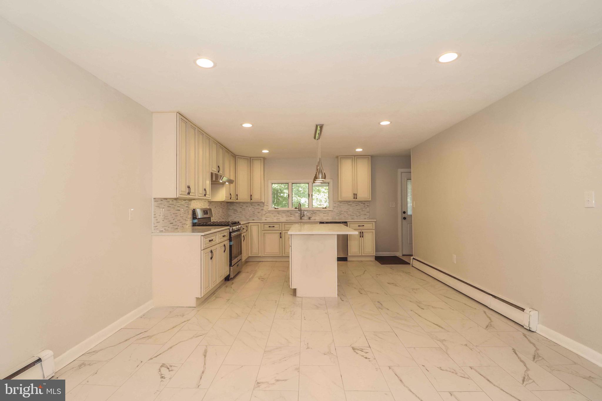 2248 Pennington Road Ewing, NJ 08638 - Photo 10 of 45 Dining