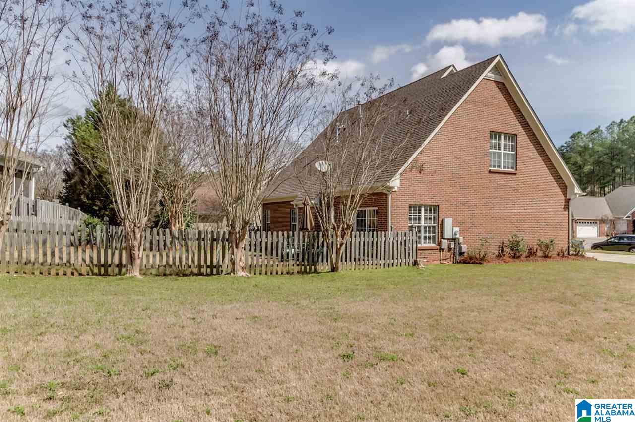 129 Wixford Way Alabaster, AL 35007 - Photo 3 of 38