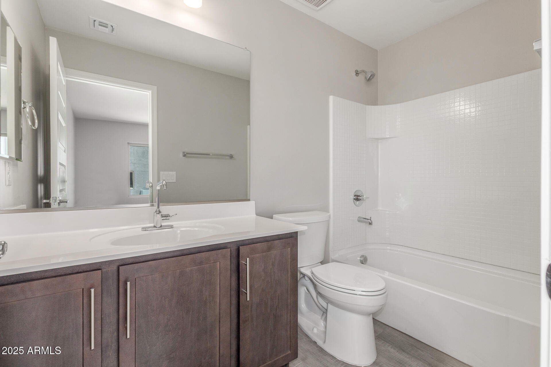 733 East Commonwealth Avenue, Unit 2 Chandler, AZ 85225 - Photo 22 of 53 27 Commonwealth