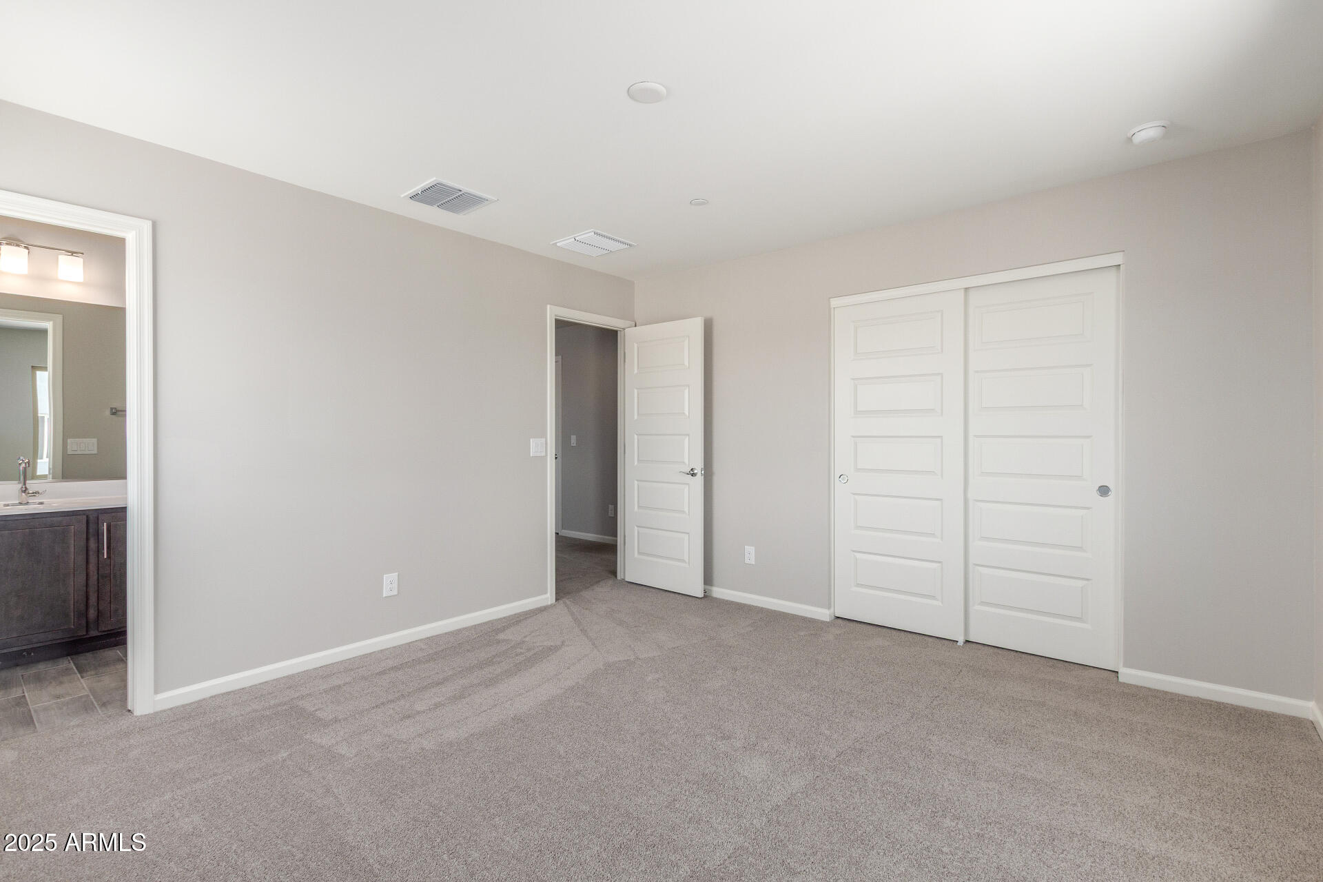 733 East Commonwealth Avenue, Unit 2 Chandler, AZ 85225 - Photo 25 of 53 25 Commonwealth