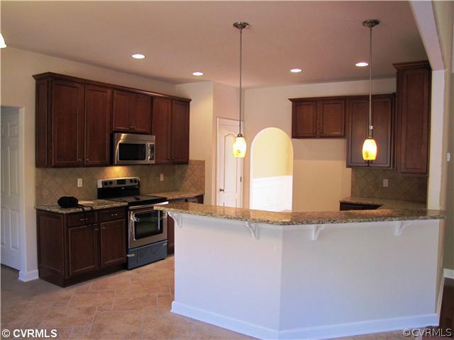 9210 Springfield Court Disputanta, VA 23842 - Photo 6 of 12 Kitchen