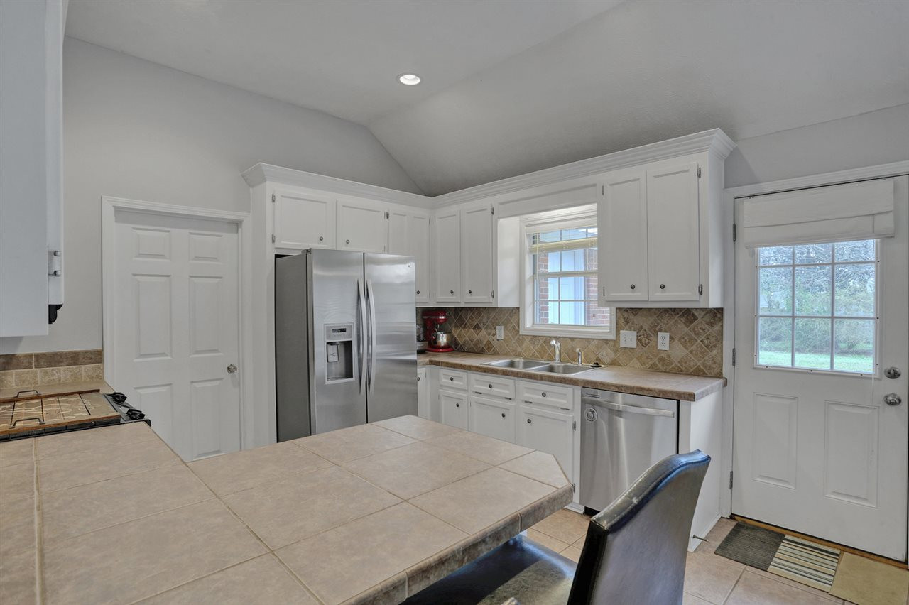 549 Spring Hill Drive Madison, MS 39110 - Photo 8 of 22 Photo 8