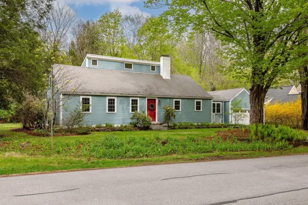 $799,000 | 15 Oyster River Road, Durham, NH 03824