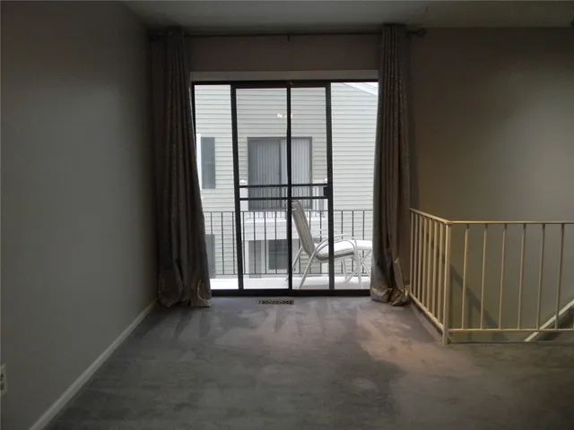 $169,900 | 7 Falcon Lane West, Perinton, NY 14450