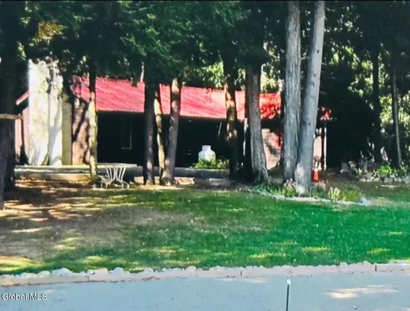 $2,250 | 32 Gooseneck Road, Horicon, NY 12815