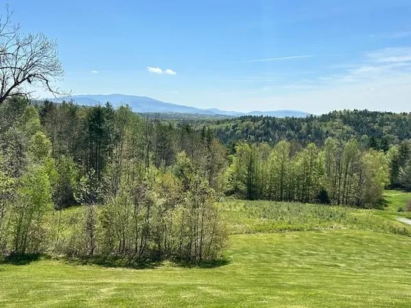 $1,500,000 | 487 Stevens Place, Newbury, VT 05081