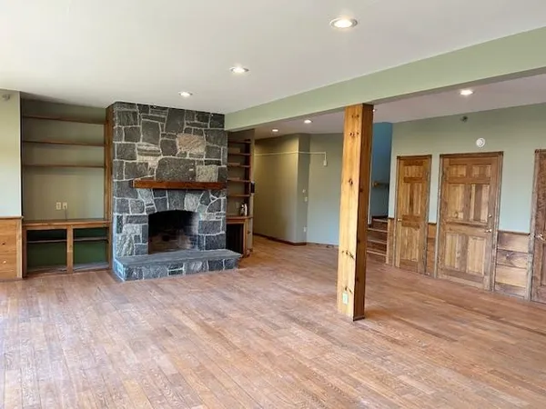 $1,500,000 | 487 Stevens Place, Newbury, VT 05081