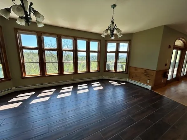 $1,500,000 | 487 Stevens Place, Newbury, VT 05081