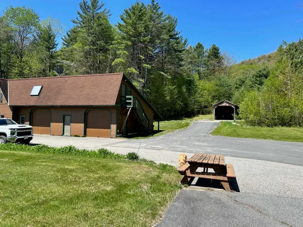 $1,500,000 | 487 Stevens Place, Newbury, VT 05081
