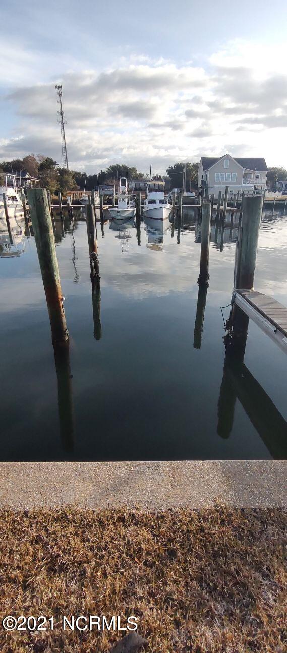 15 Cedar Point Boulevard, Unit 15 Cedar Point, NC 28584 - Photo 5 of 11 Slip 15 Verical photo 2