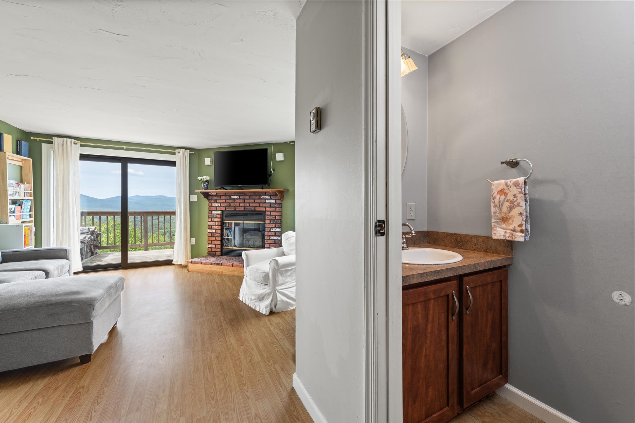 178 Pinnacle Road, Unit 5 Campton, NH 03223 - Photo 17 of 34